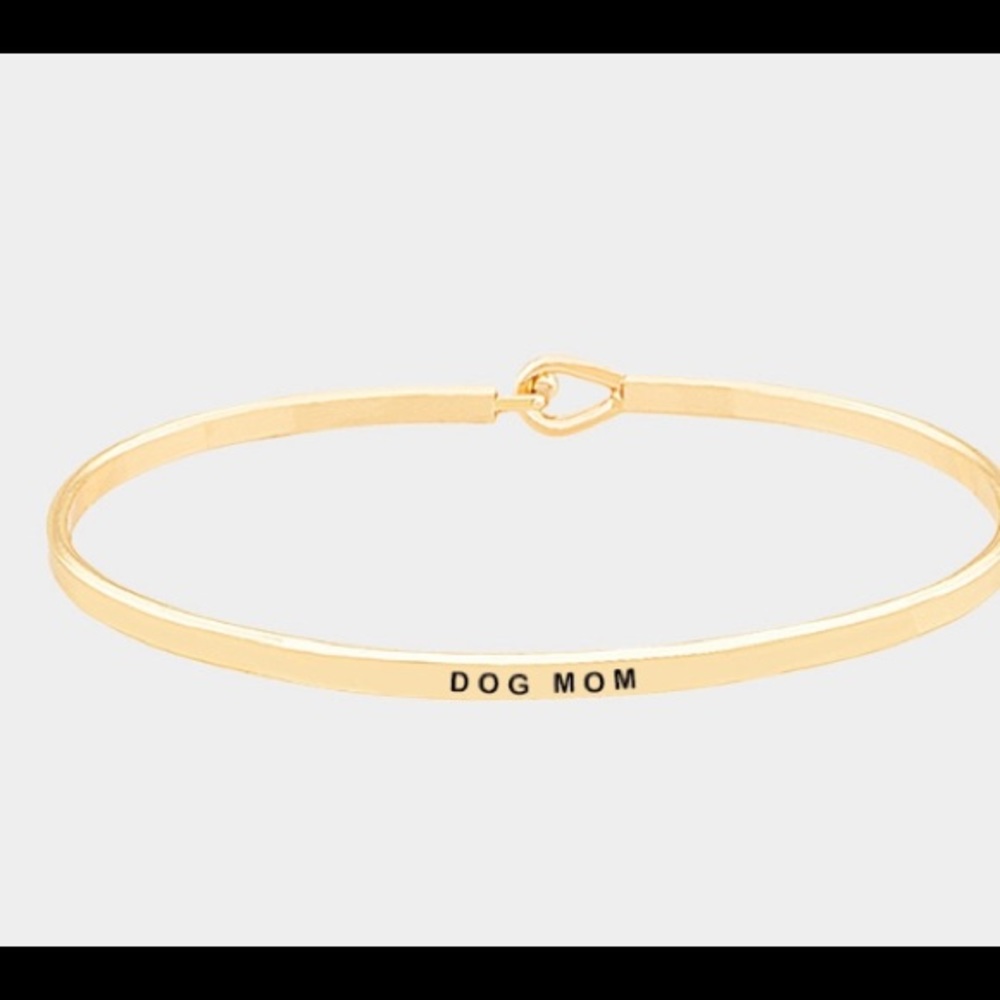 "Dog Mom" Bracelet